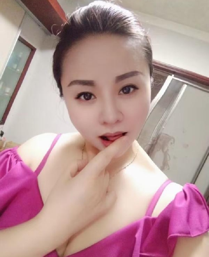 宝安丰满少妇小爱
