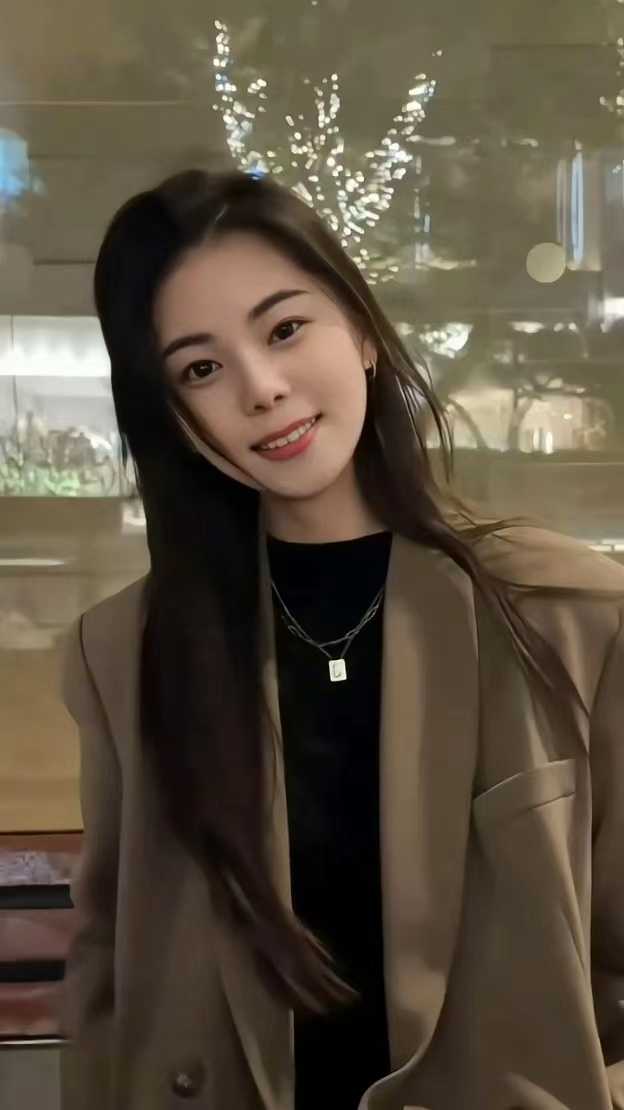 丹竹头御姐一枚