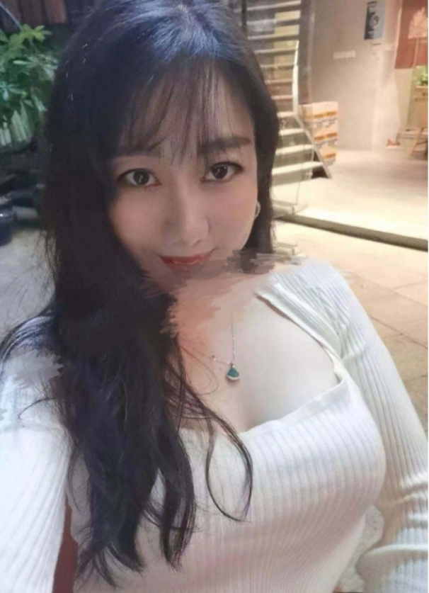 丰满诱惑的希希