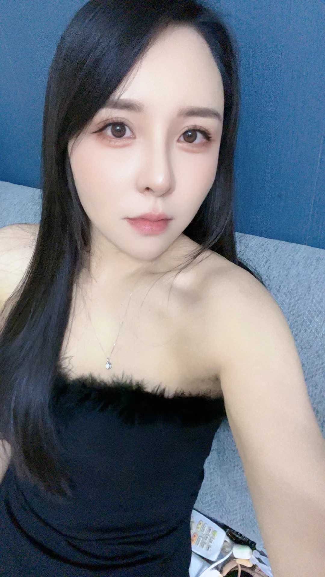 浦东金桥新下水超紧腰臀比诱人