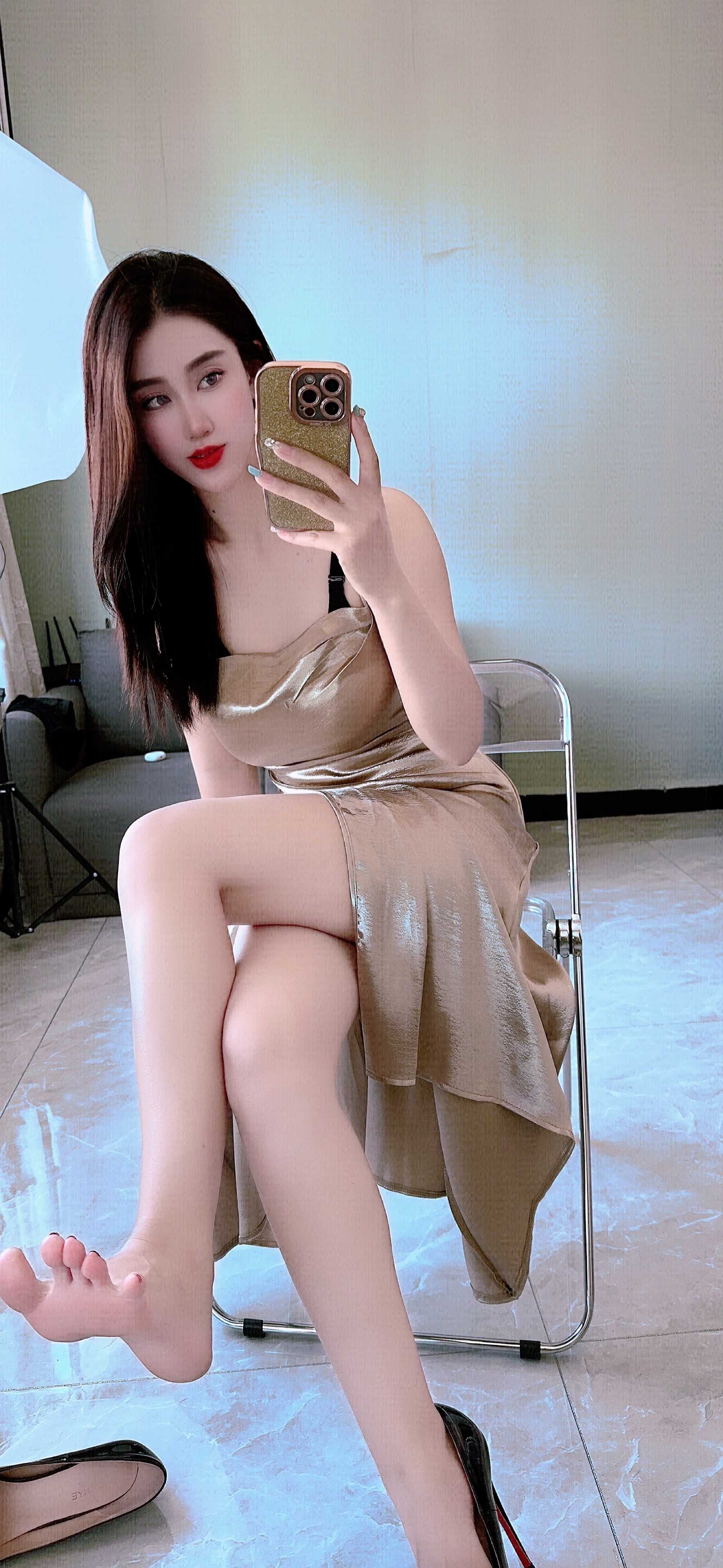 身材很棒有颜值的御姐