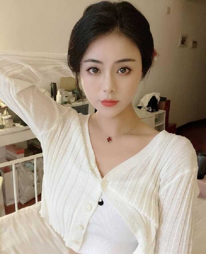 甜美颜值女友在线