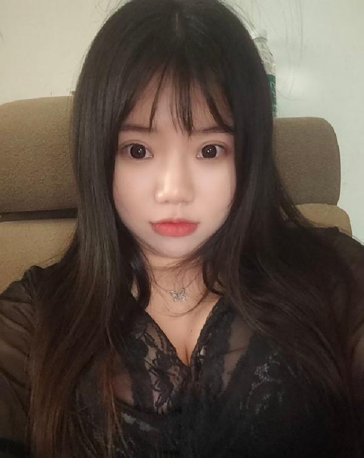 蜀山区大奶萌妹