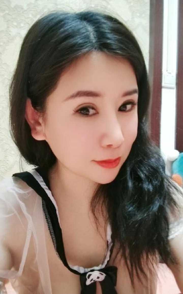 中南诱人少妇暖小暖