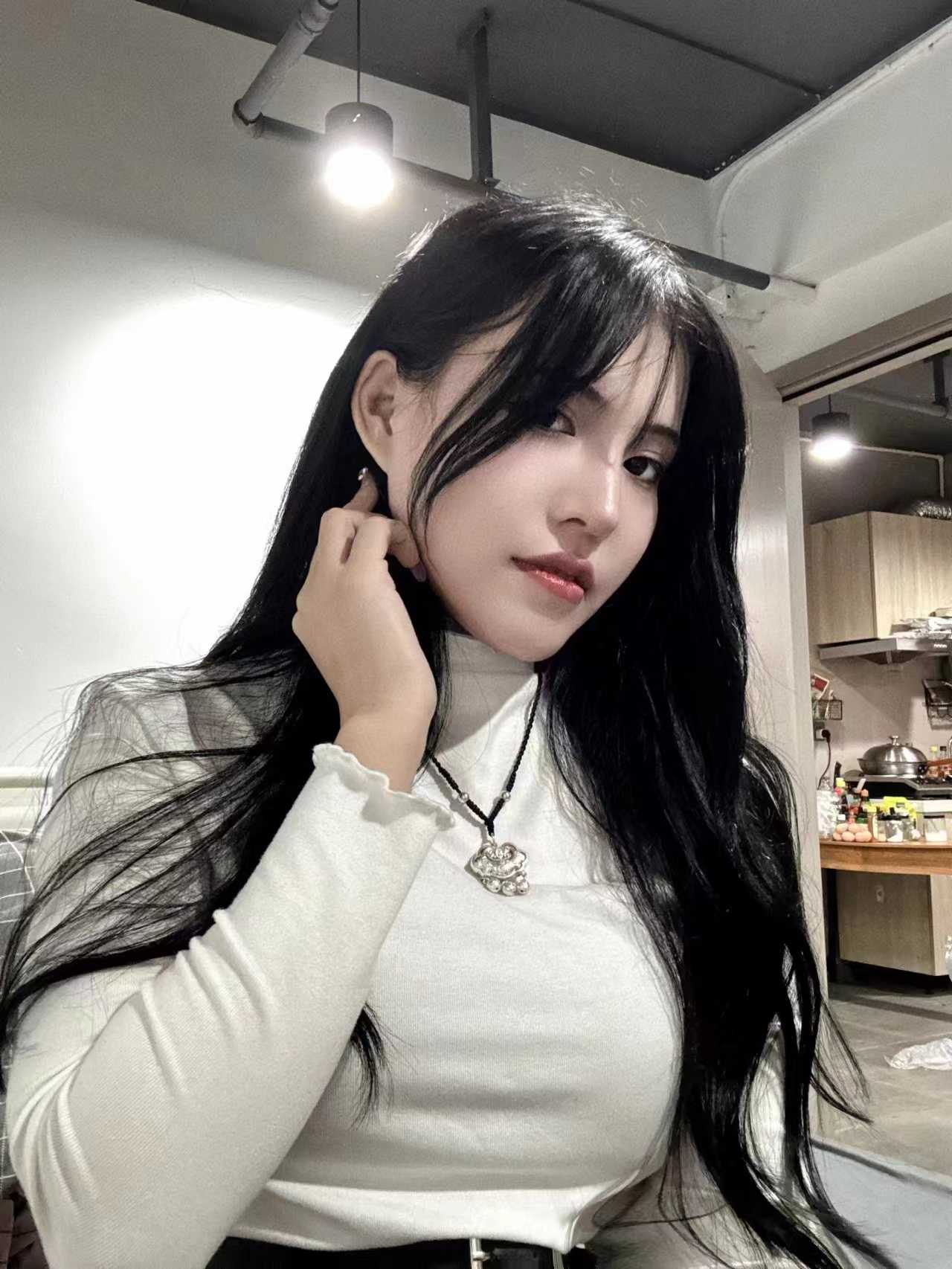 性感丰满的小橙子