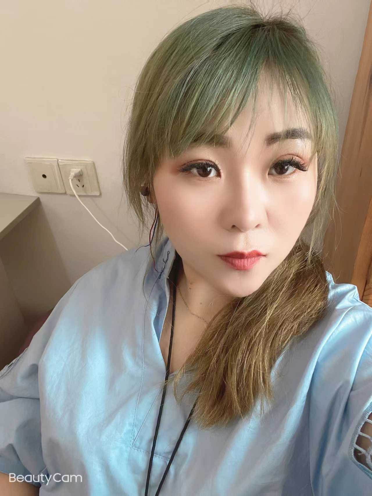 值得卸货的服务姐姐