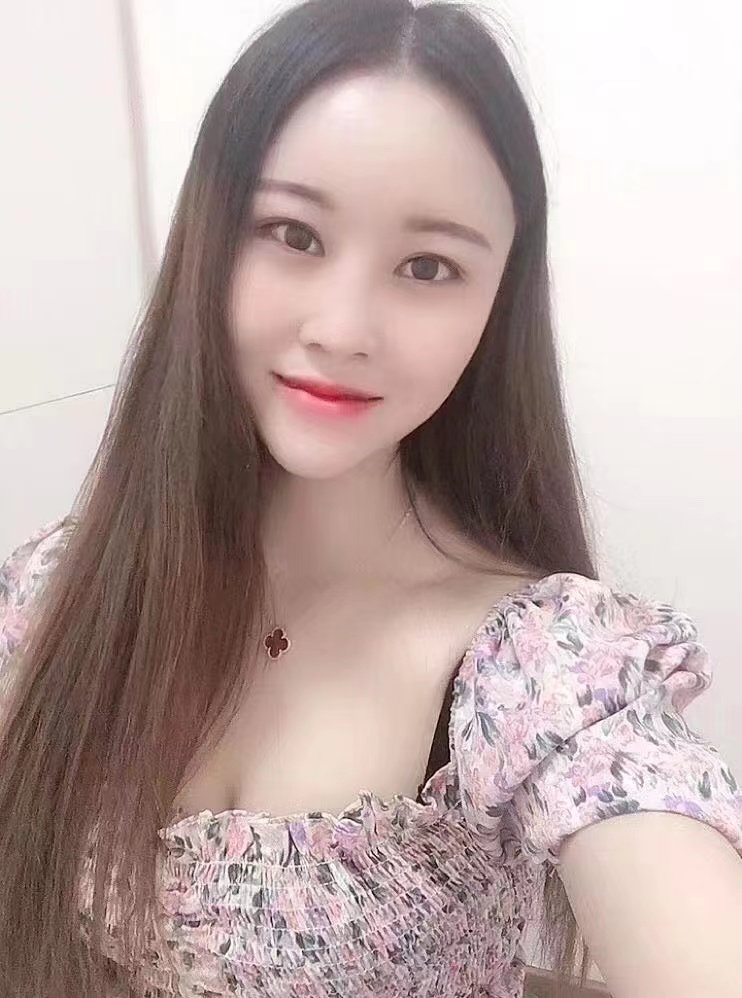 颜值还不错的妹子