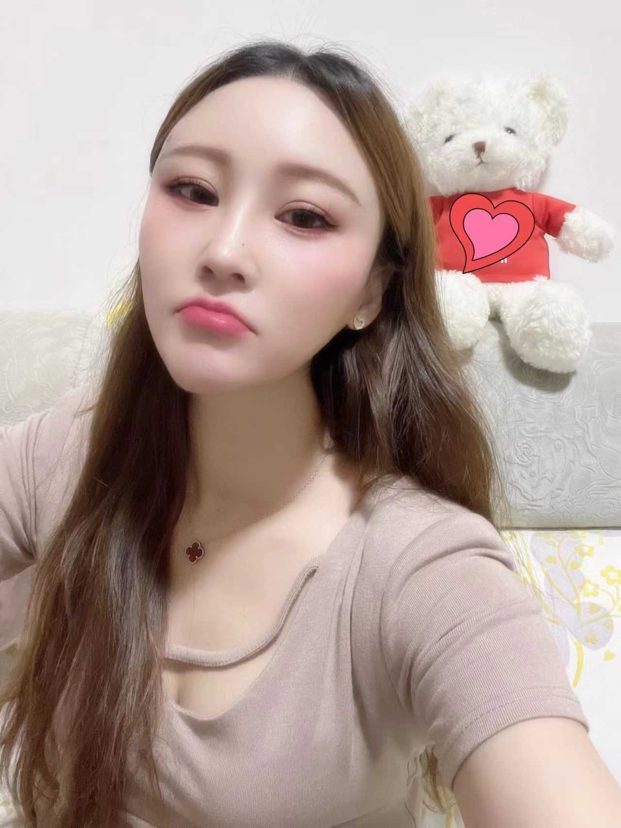 颜值还不错的妹子