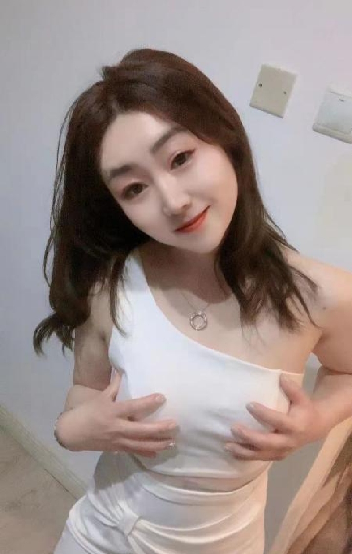 瑜伽身材静安琪琪