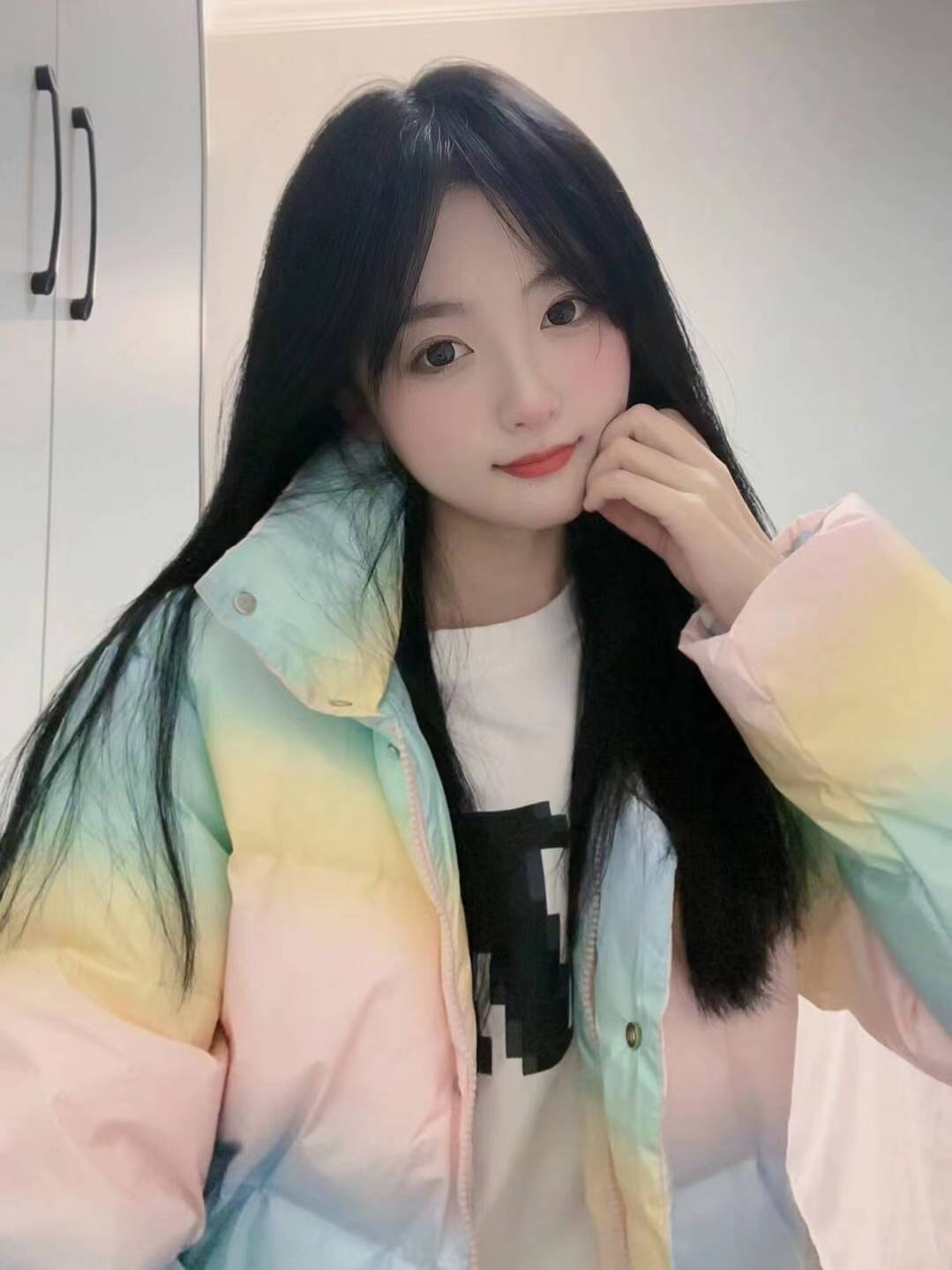 还不错的00后妹子