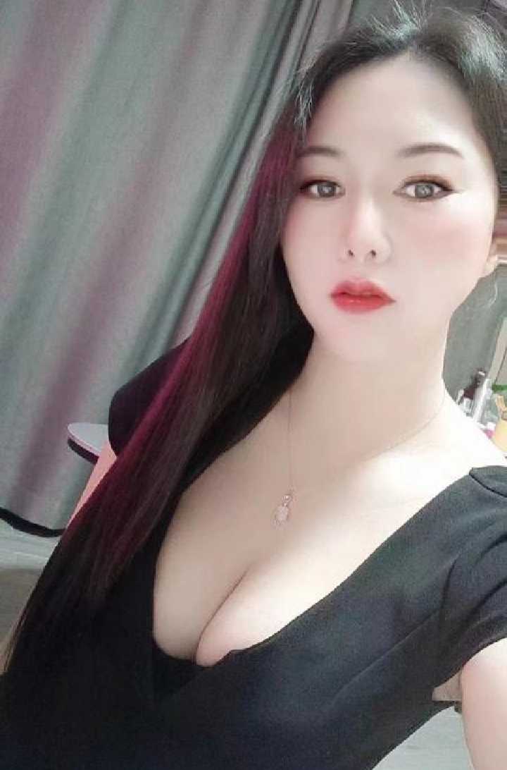 天河服务系美女梦雪