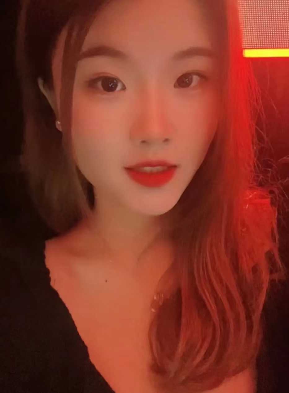 大胸妹子，可以一试