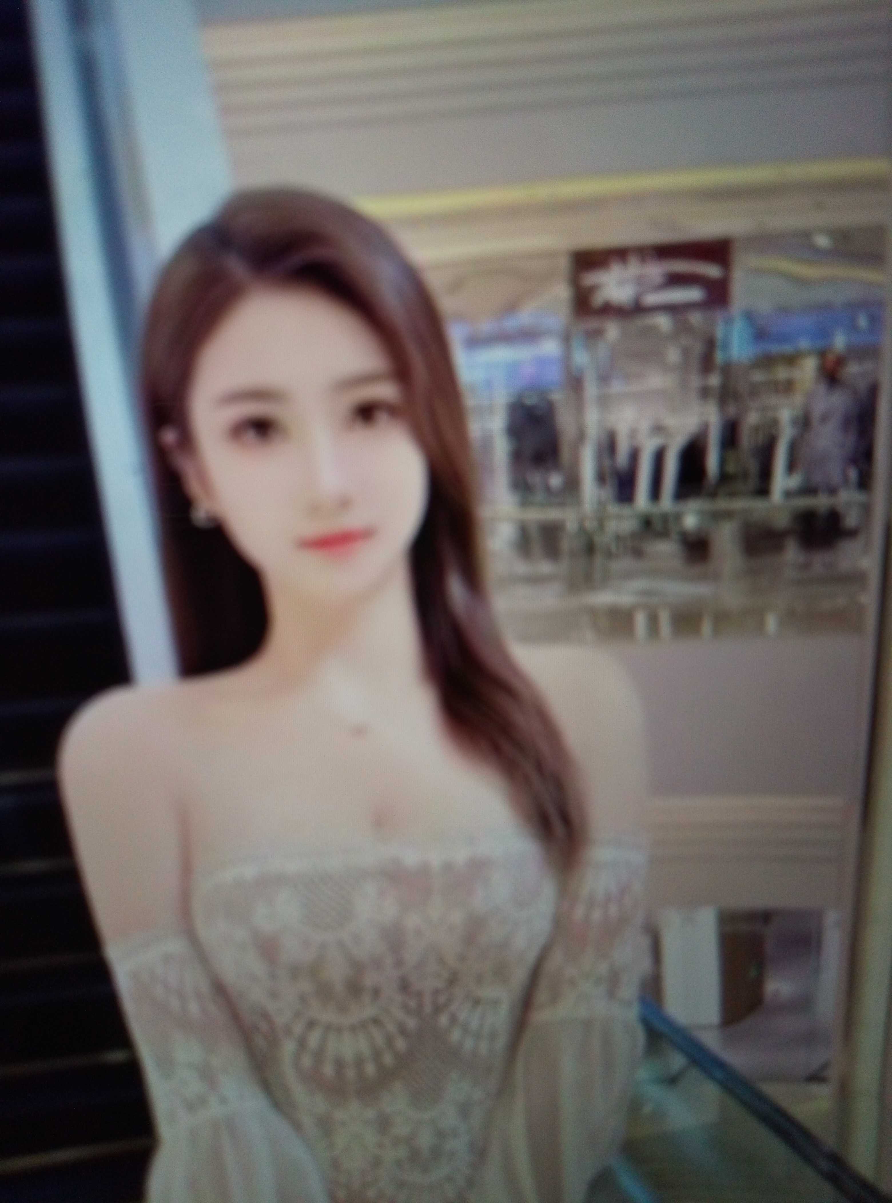 外围兼职，一个月就几天时间兼职，不太容易约上