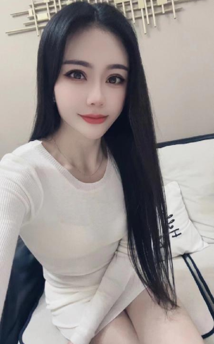 漂亮模特身材尤物默儿