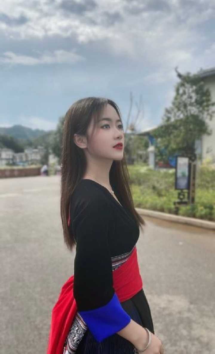 闵行苗族小可爱