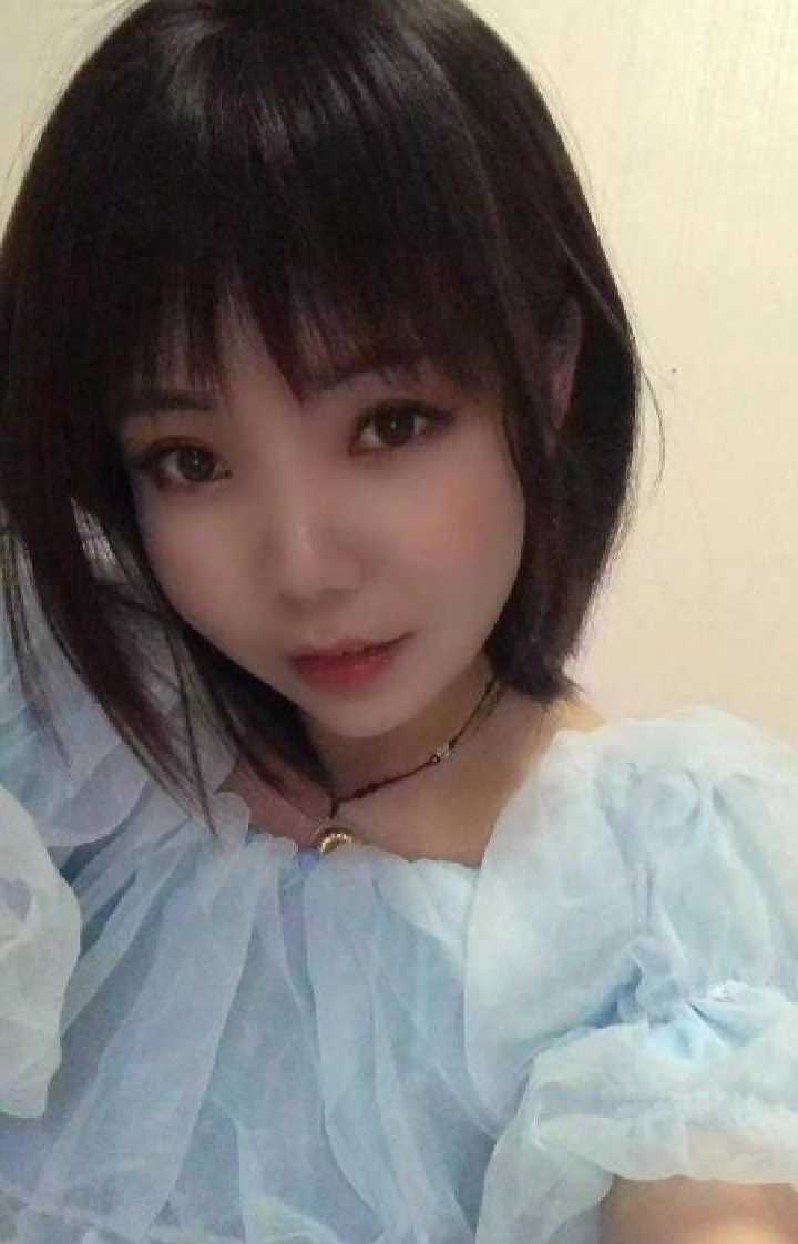 天府三街火辣妖精