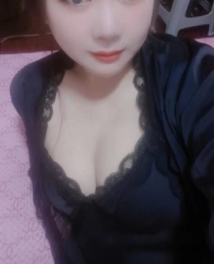 塘沽丰满的丝袜少妇茉莉