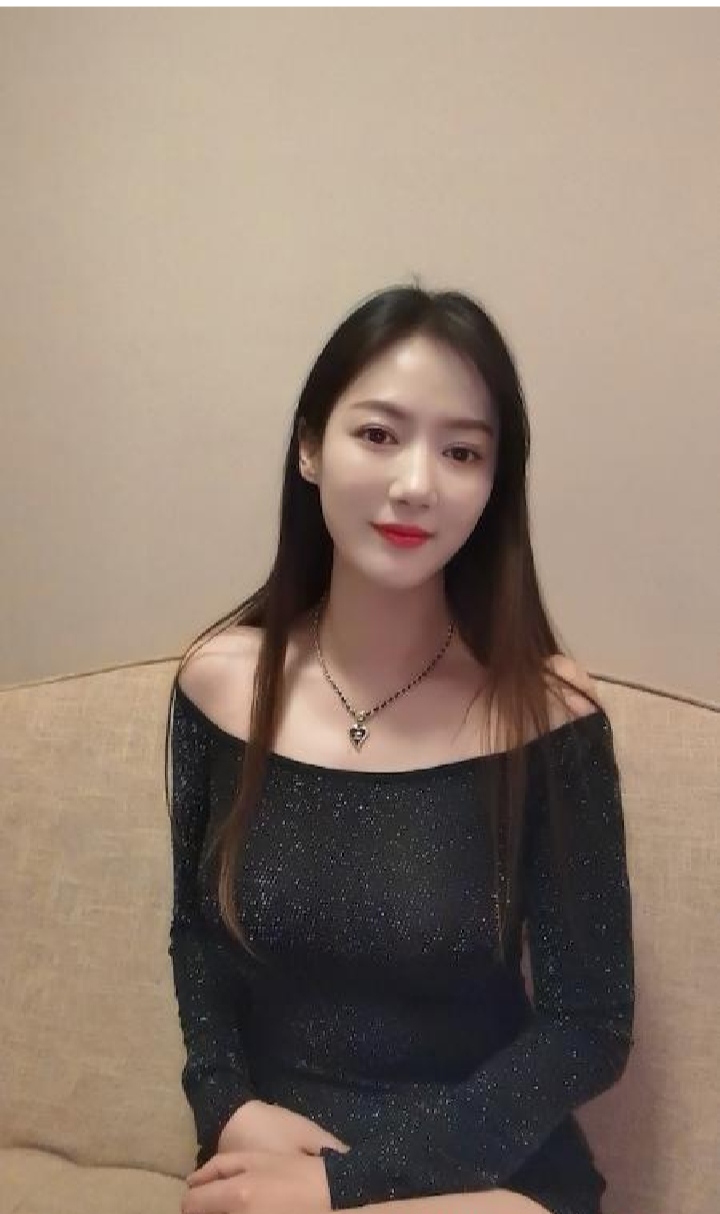 长腿大奶尤物宝儿