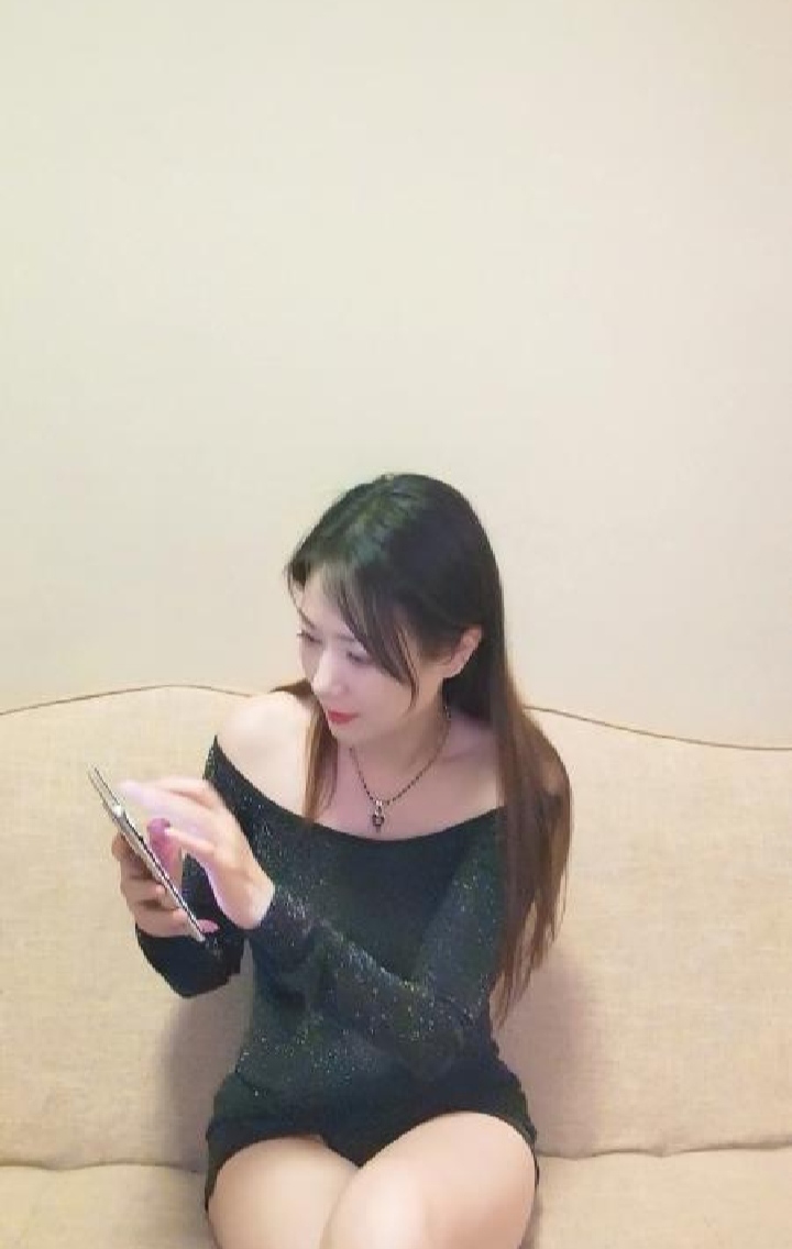 长腿大奶尤物宝儿