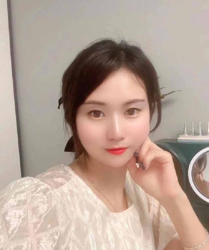 宝安洪浪北粉嫩少妇