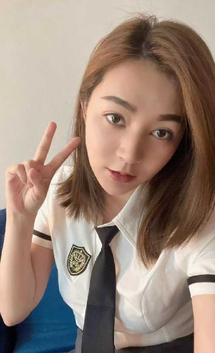 制服尤物模特身材乐儿