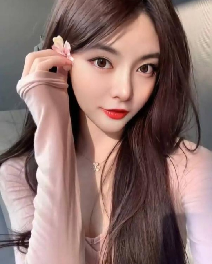 海口晨姑娘性感小曼玉