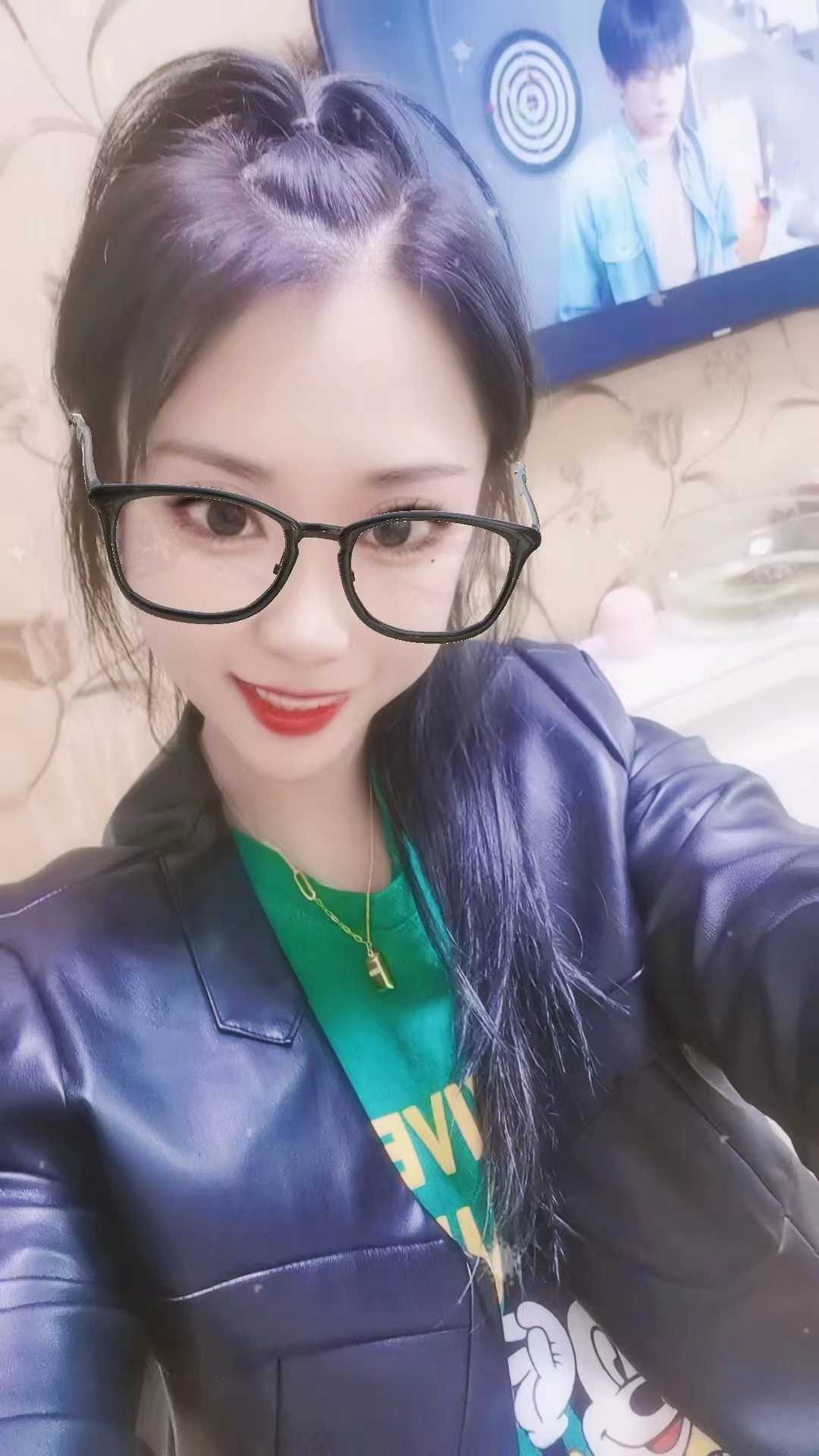 哈西小表妹肉肉的毛桃