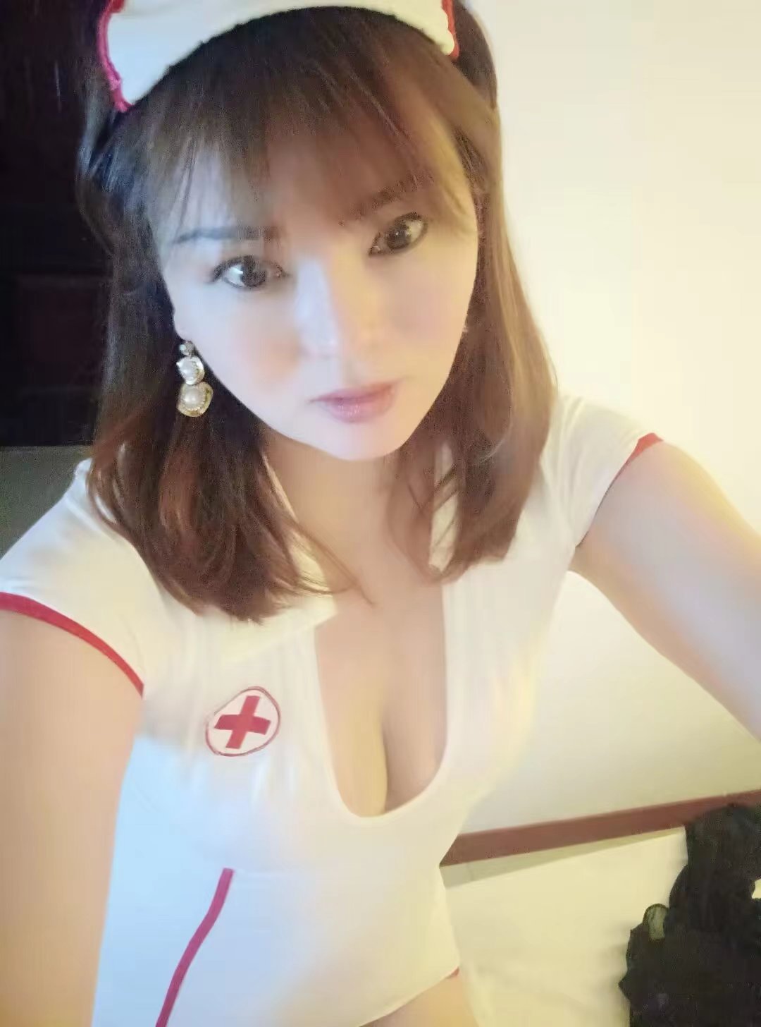 徐东丰满护士装小雪儿