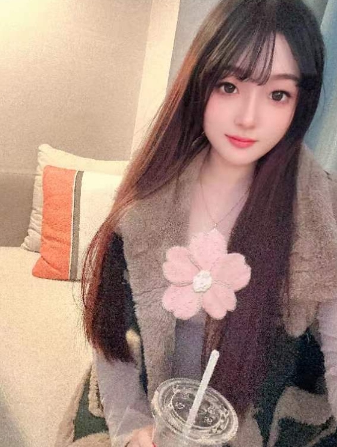 身材颜值超级棒的妹子