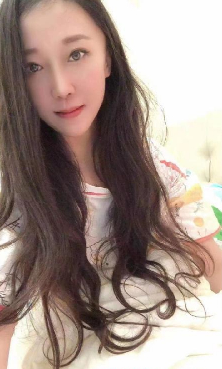 光谷温柔长腿小仙女