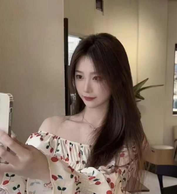 签收你的粉嫩小女友悠悠