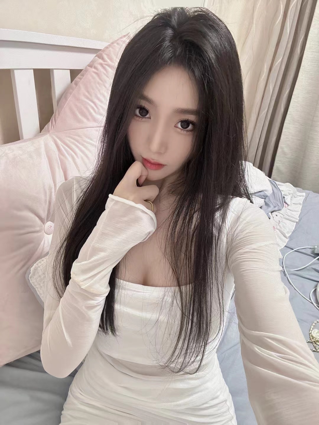 朝阳区刚下水的粉嫩新茶