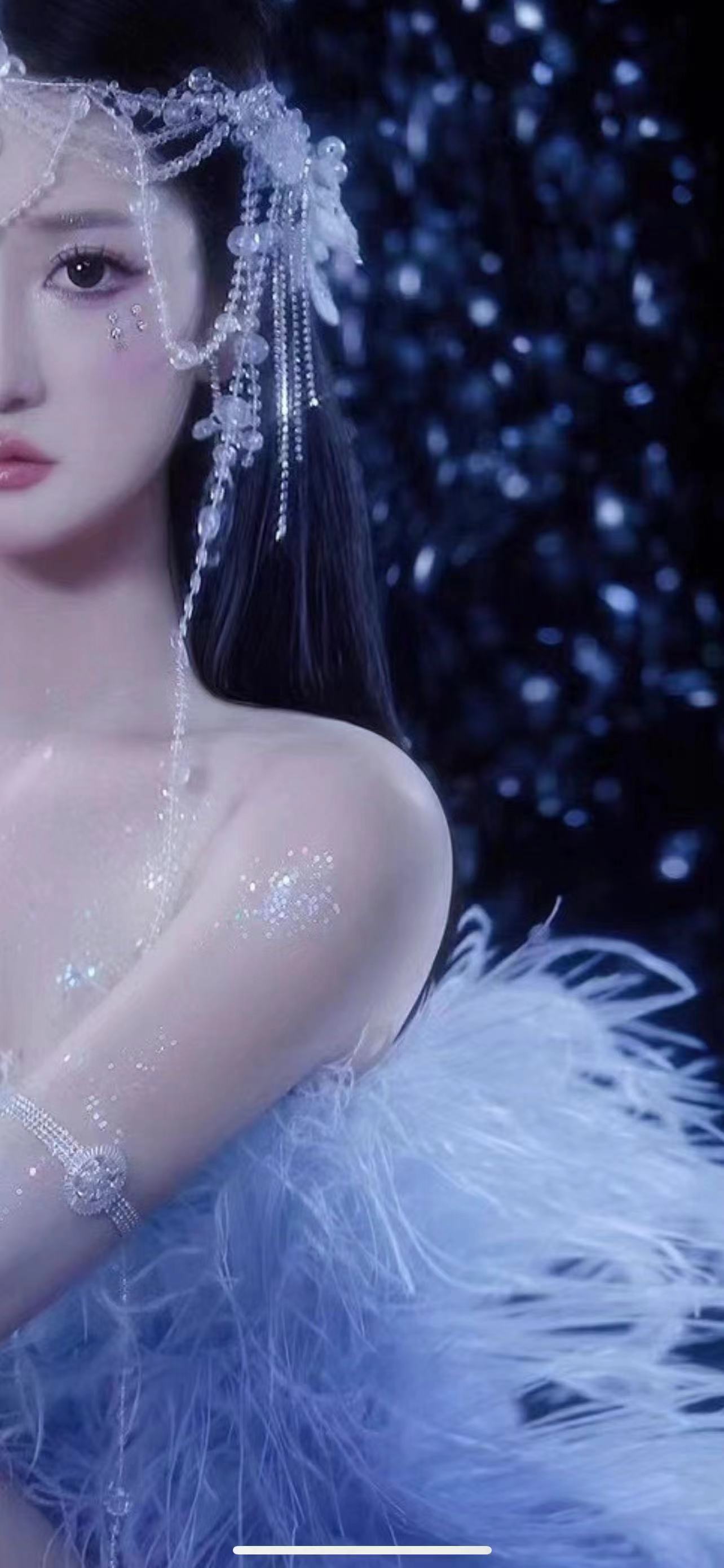 长相甜美的微微