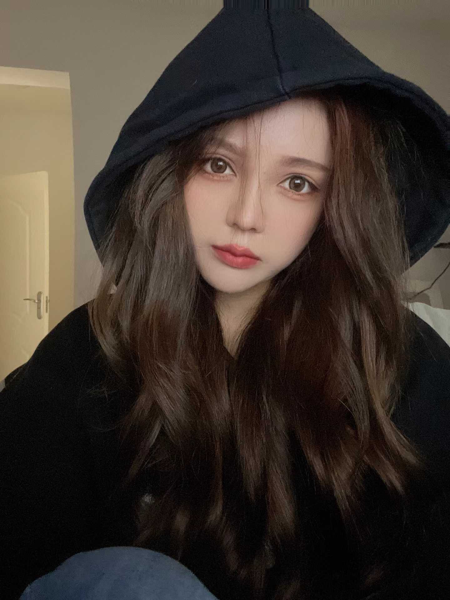 年轻貌美的小姐姐