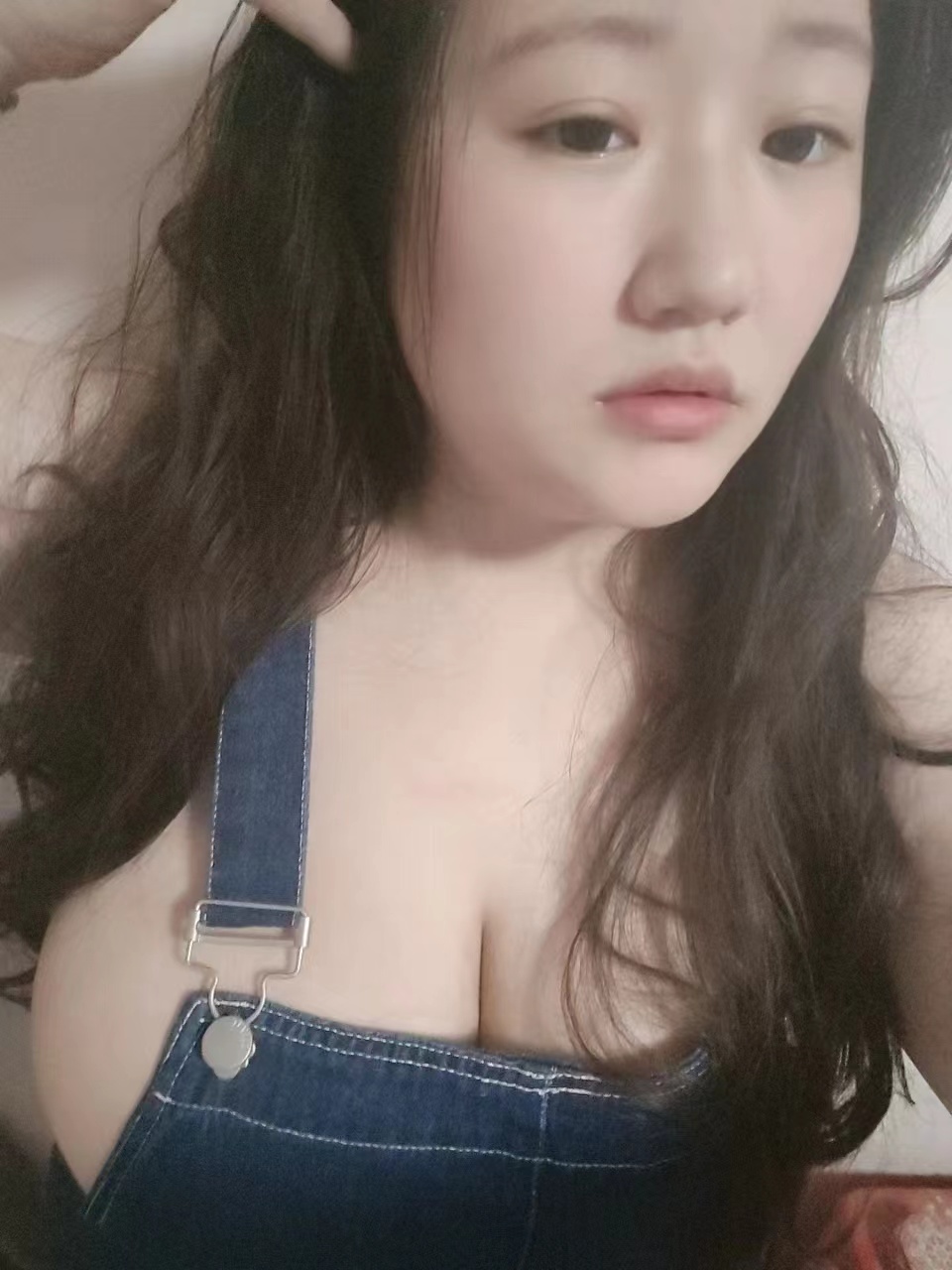 价格合适的性感美女