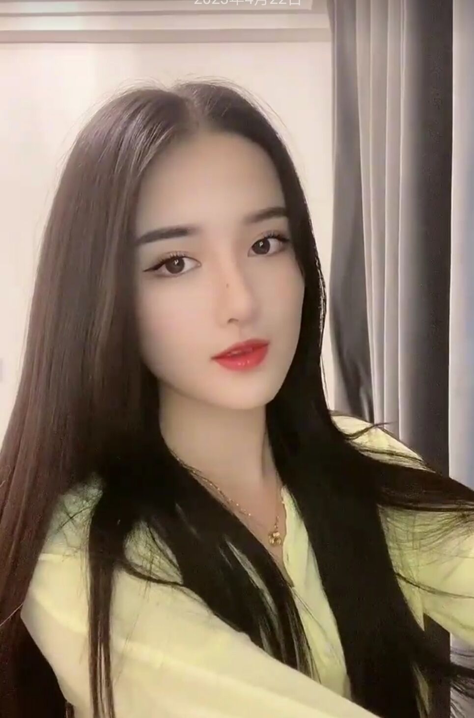 滨湖大奶妹子