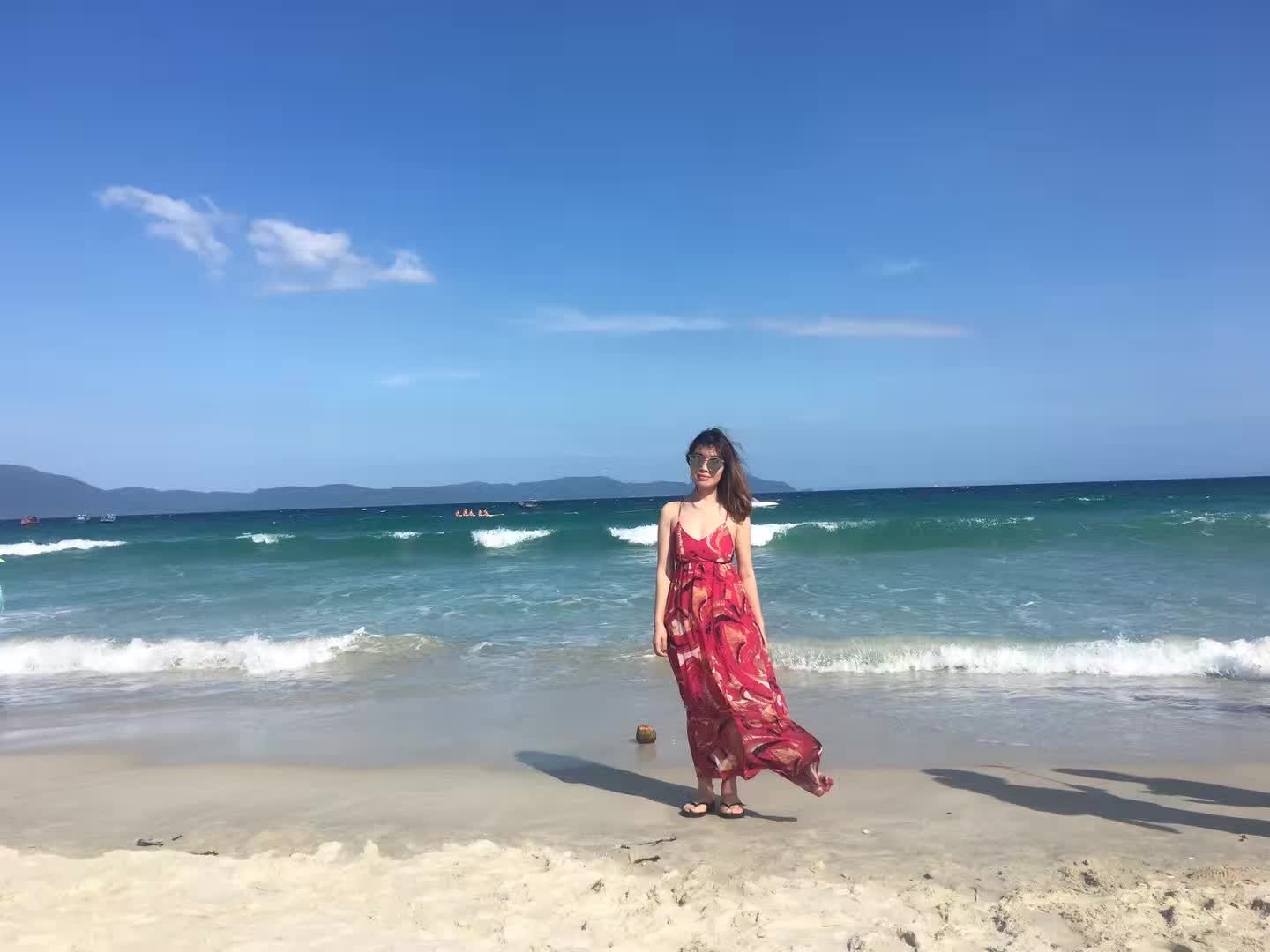 甜美服务系的妹子