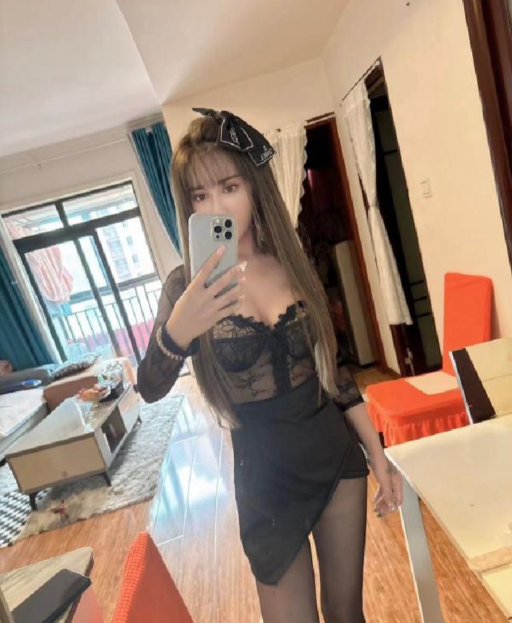 成华粉嫩多汁甜美尤物