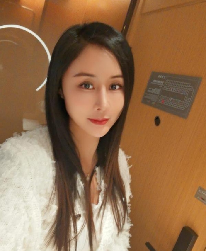 拱墅眼镜御姐夹哭你