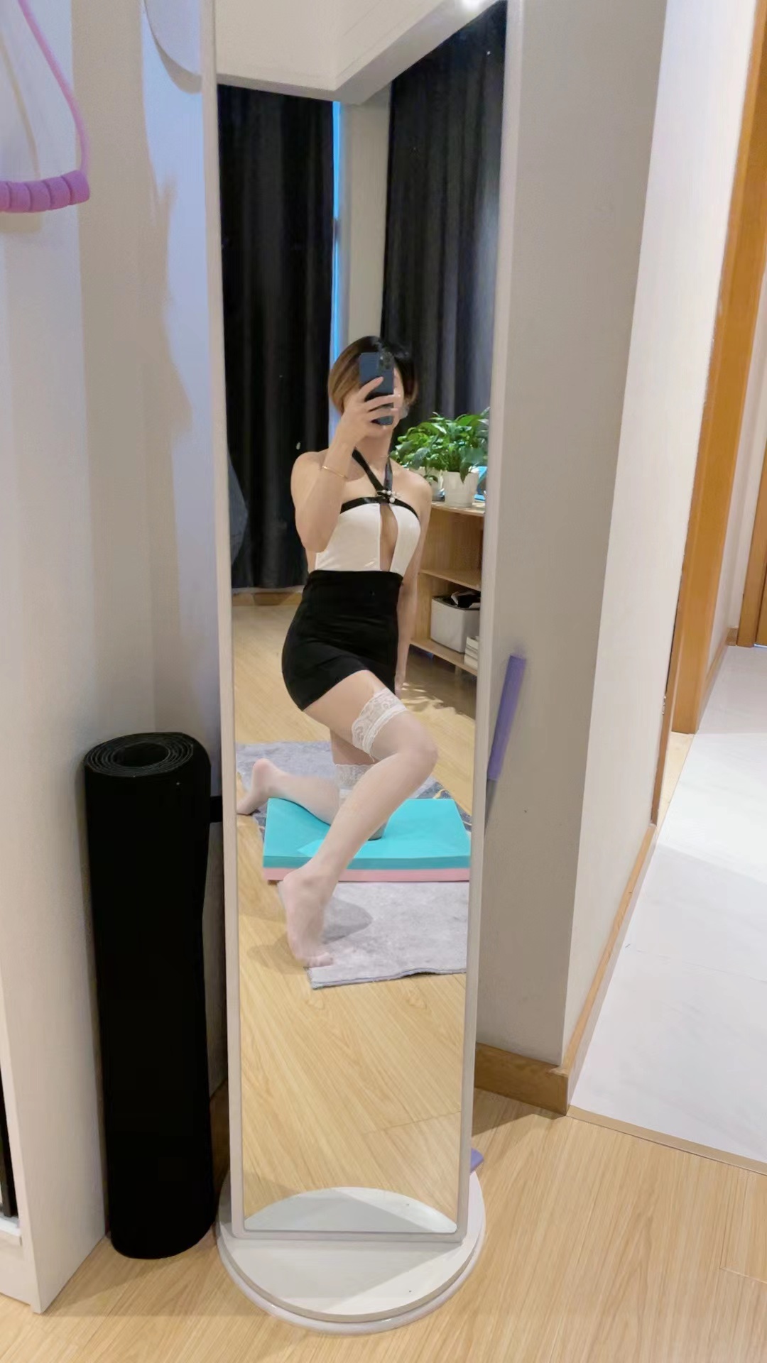 前戏很足很不错的妹子