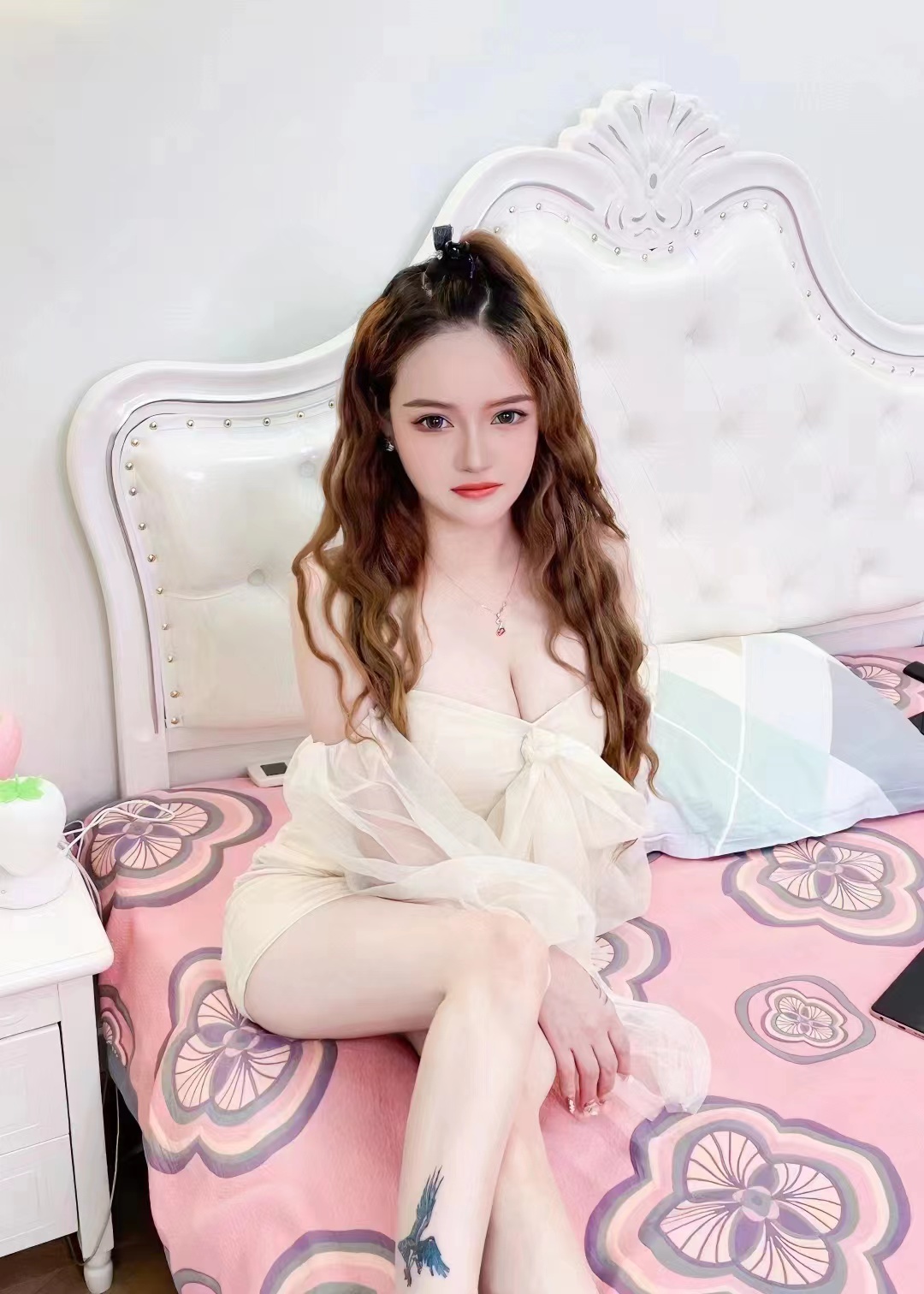 性感妖艳的美女