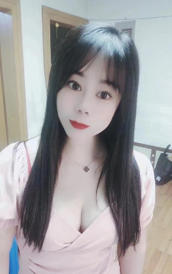 很润很滑的小少妇