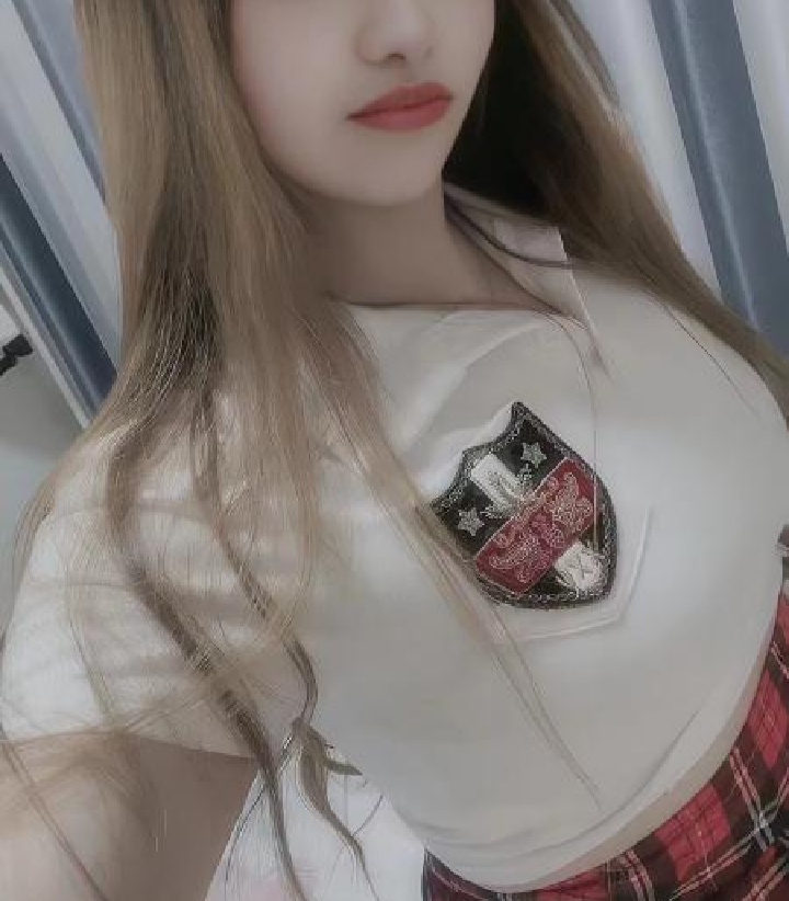 公明巨乳萝莉西西