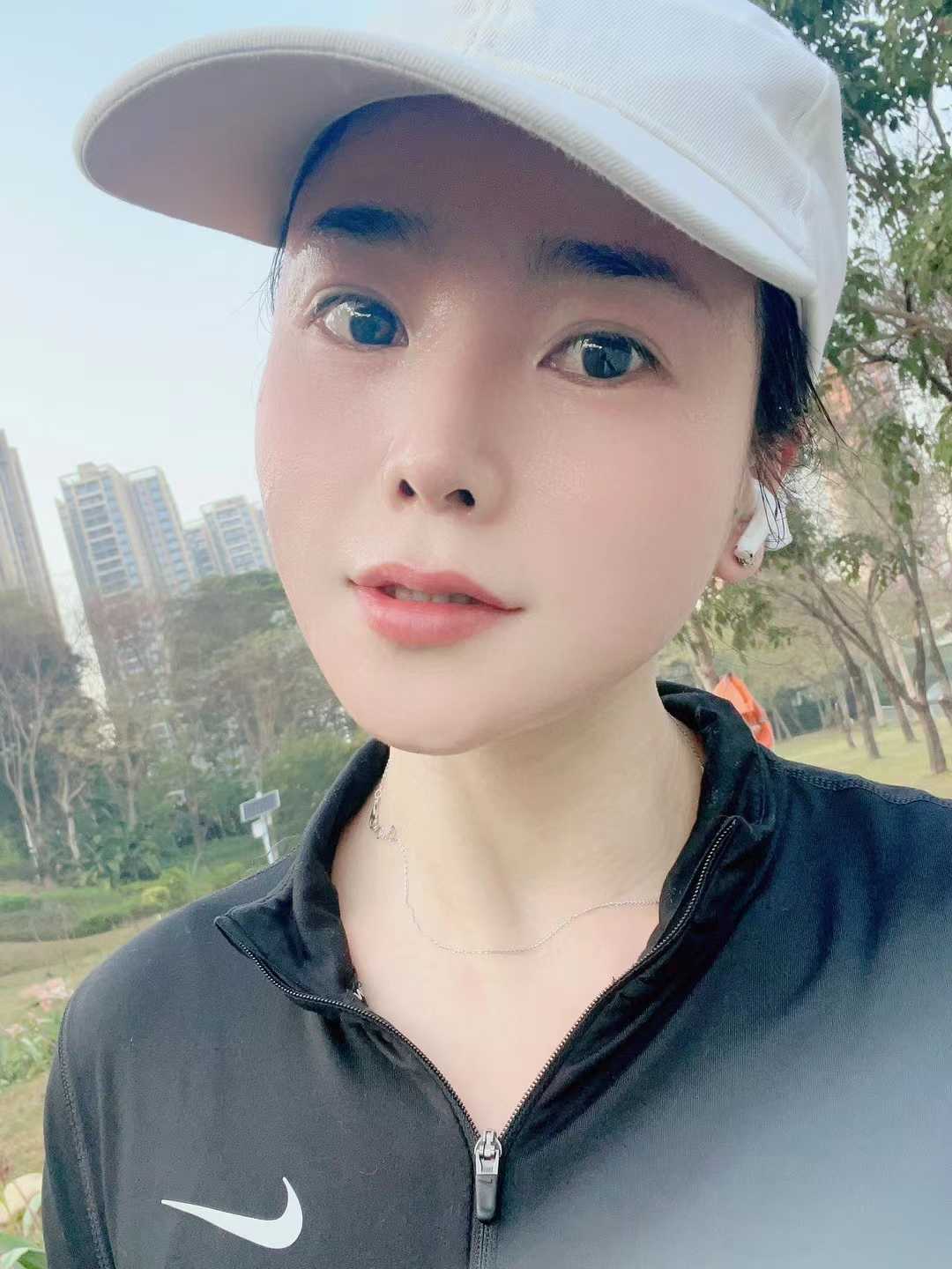 抓龙筋，调情按摩。