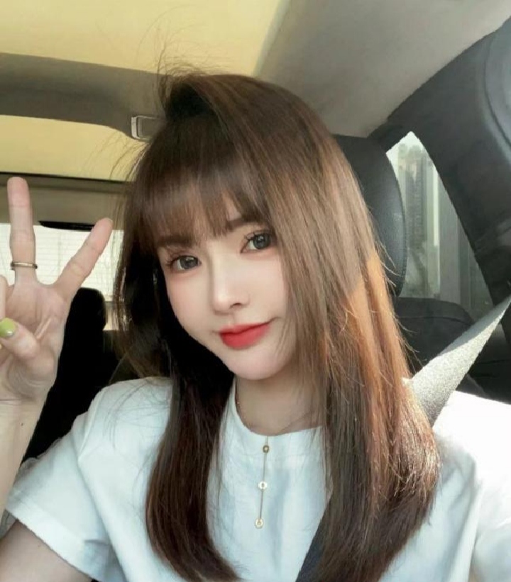 天河娇小粉嫩女友