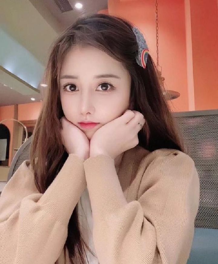 南山小兰花奶茶妹