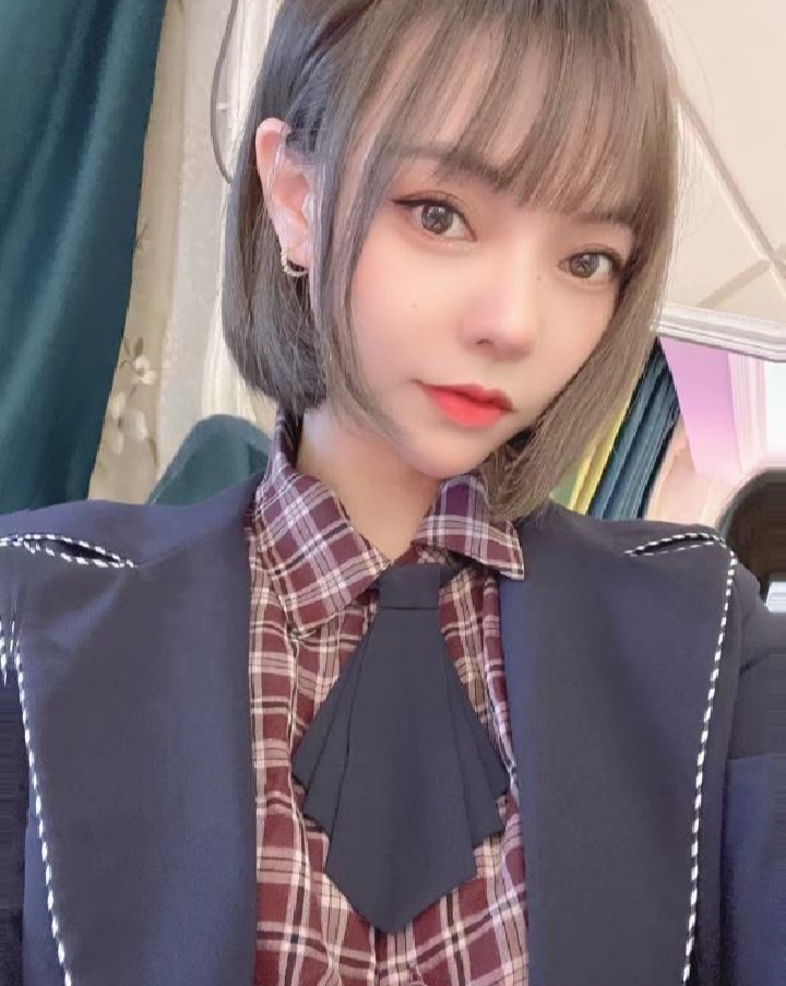 西湖颜值女仆雨涵