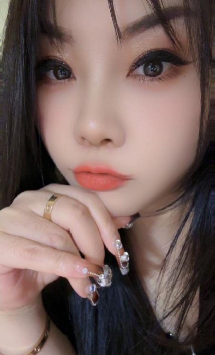 武侯破洞黑丝乐乐