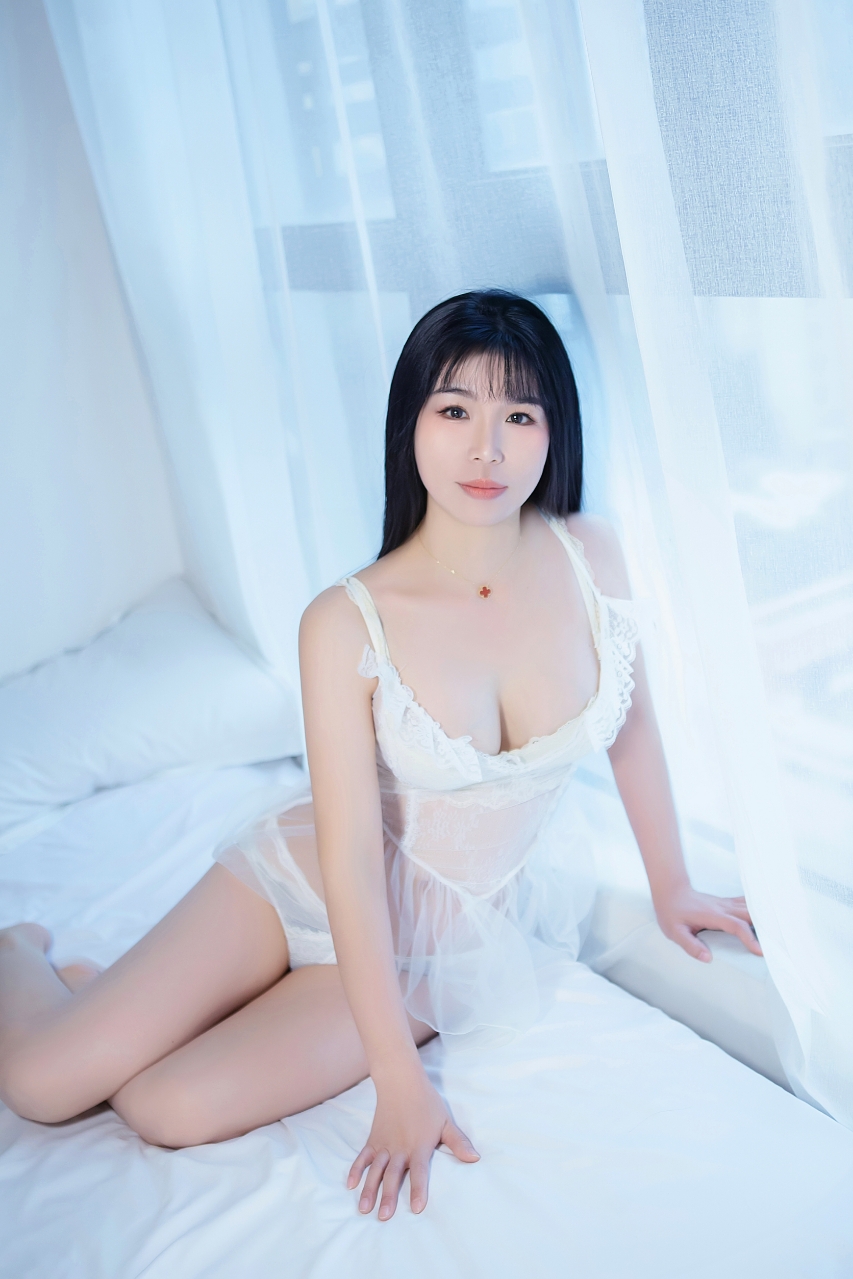 渝北新牌坊，燕子