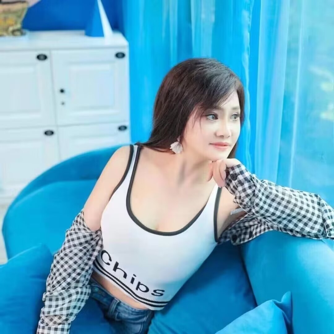 嘉定熟女，新疆人，服务达人